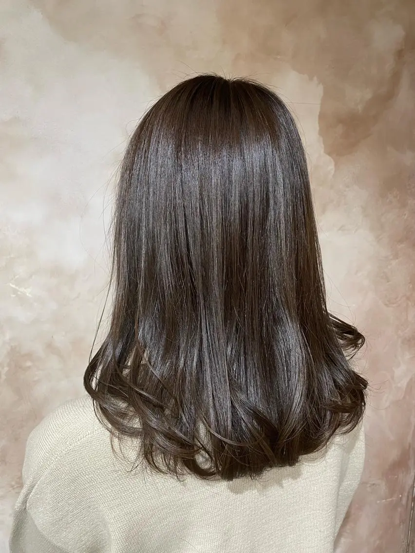 透明感アディクシーカラー+カット💇♀️✨艶髪トリートメント+超音波アイロン付き🎶✨の写真