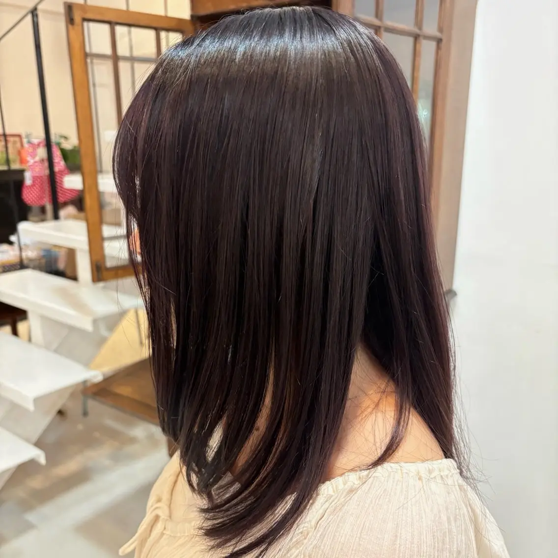 ミディアム カラー ヘアカラー 秋山 琉羽のヘアスタイル