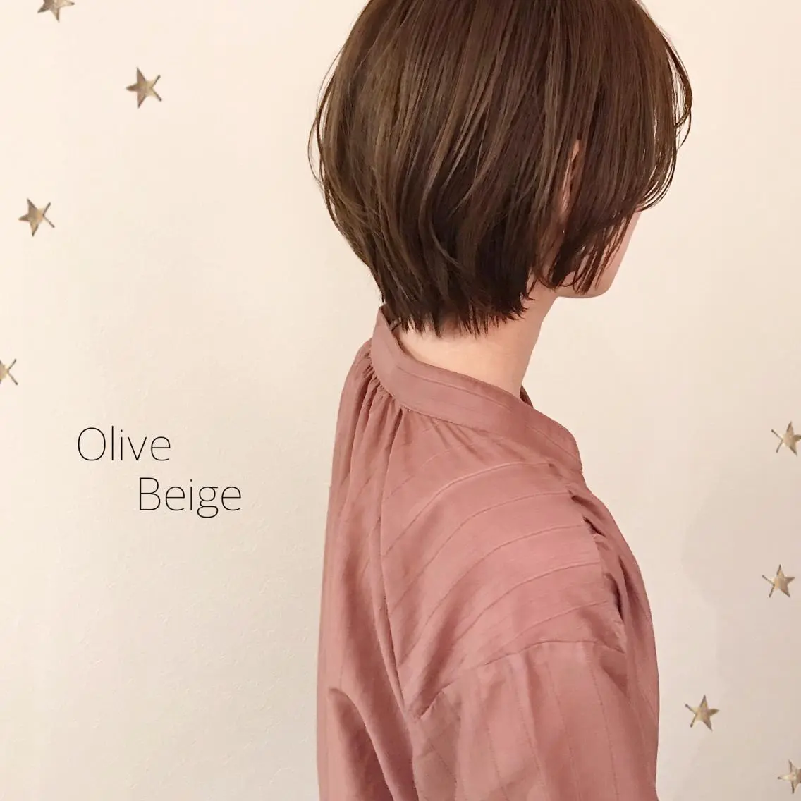 ショート カラー 市川 千夏のヘアスタイル
