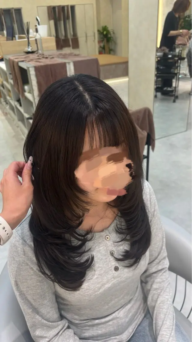 カラー ヘアカラー トリートメント 富永 愛梨のヘアスタイル