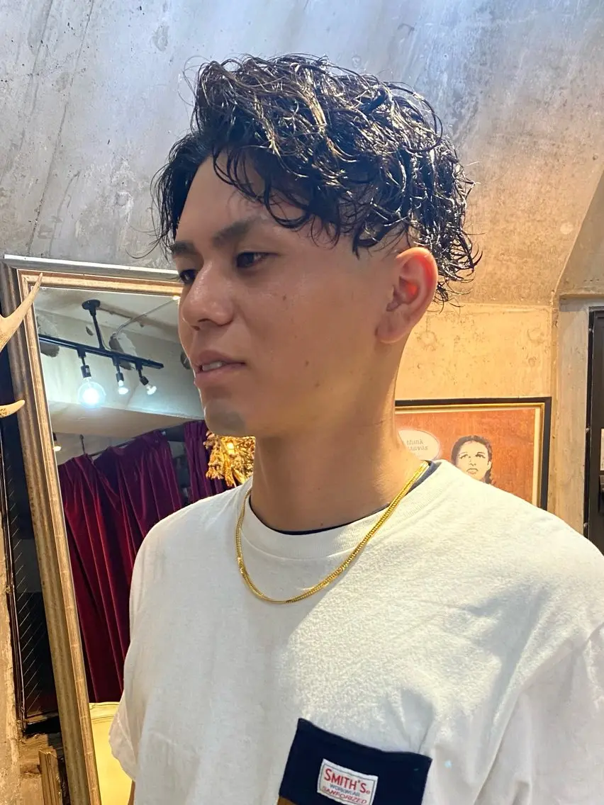 ショート パーマ スパイラルパーマ カット KAWAHARA YUKIのヘアスタイル