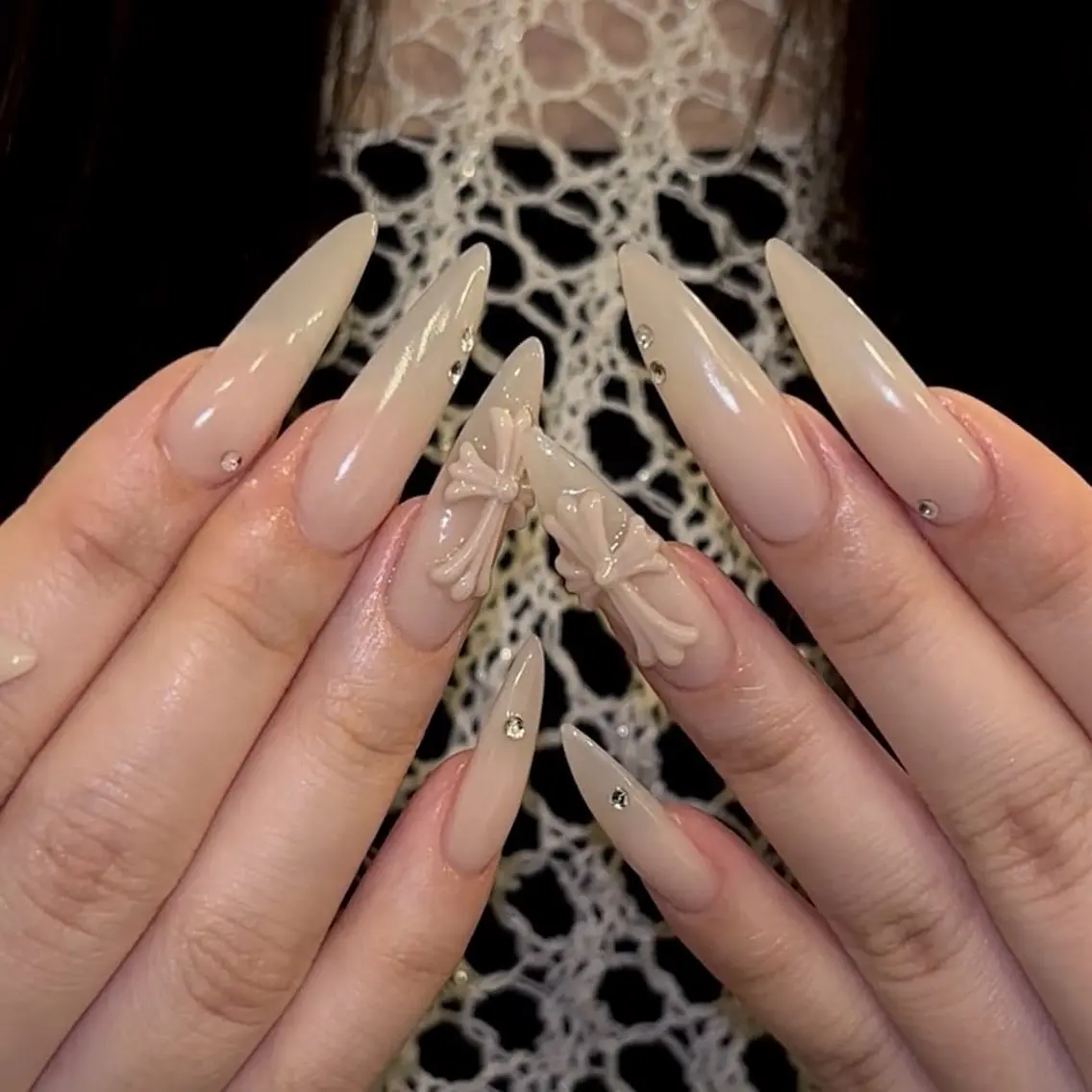 ネイル オーロラネイル ボルドー ブラウン 氷ネイル・うるうるネイル キラキラネイル ハンドネイル Sora  Nail 長さ出し専門店のネイルデザイン