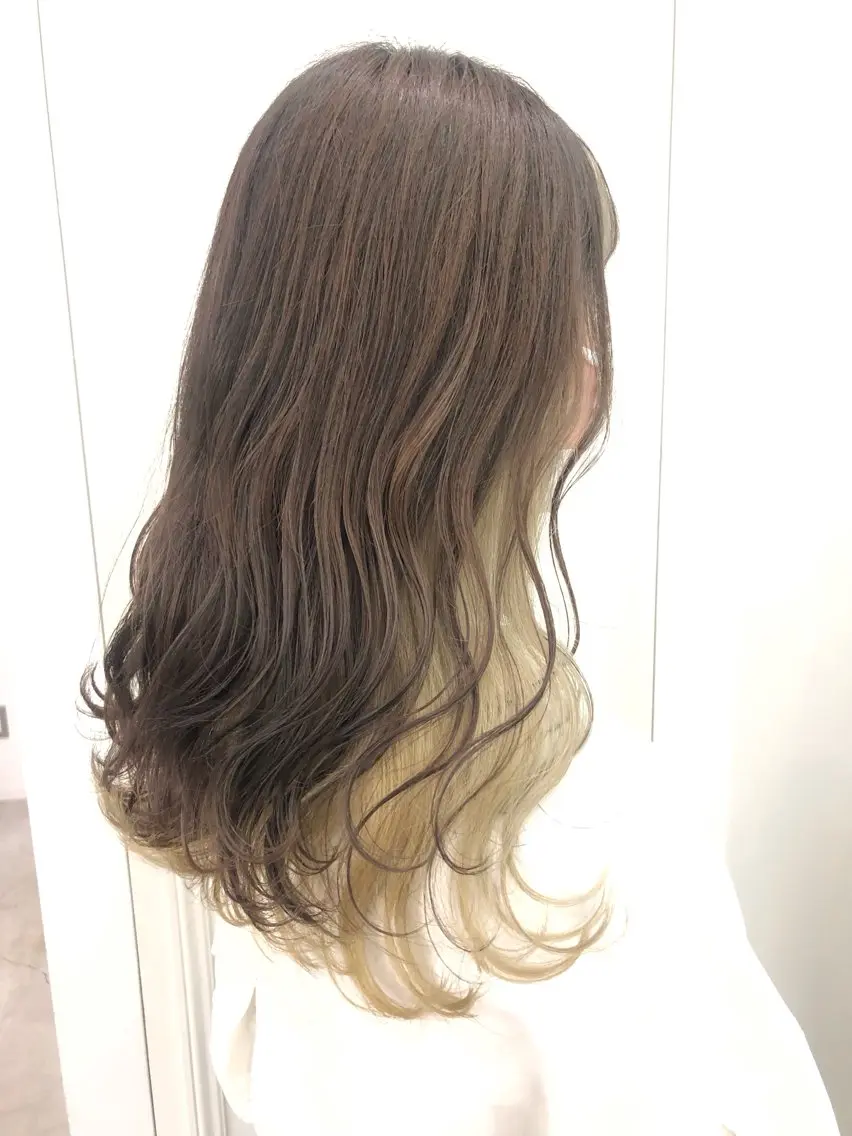 カラー 茄子川 愛心のヘアスタイル