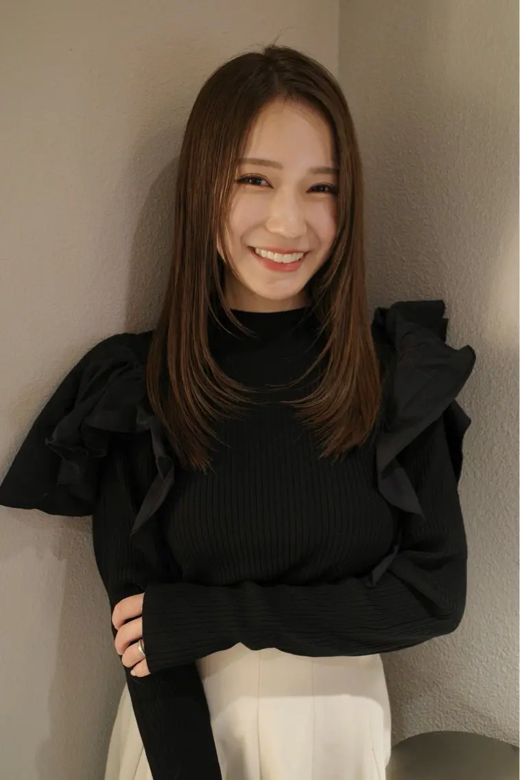 セミロング カット ヘアカラー 【天満1艶髪】潤艶/ 髪質改善🌹釣本竜哉のヘアスタイル