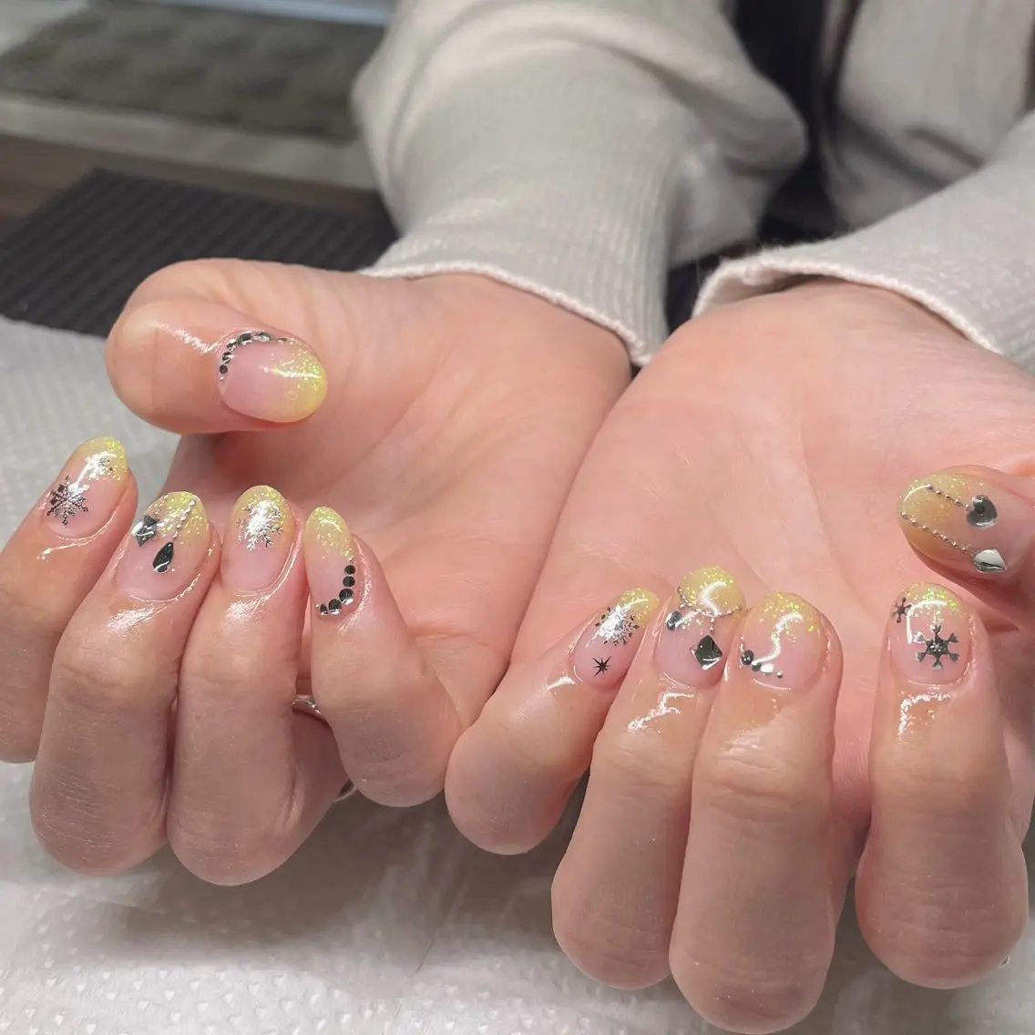 ネイル 黄色 Ricnail☾ ayanoのネイルデザイン