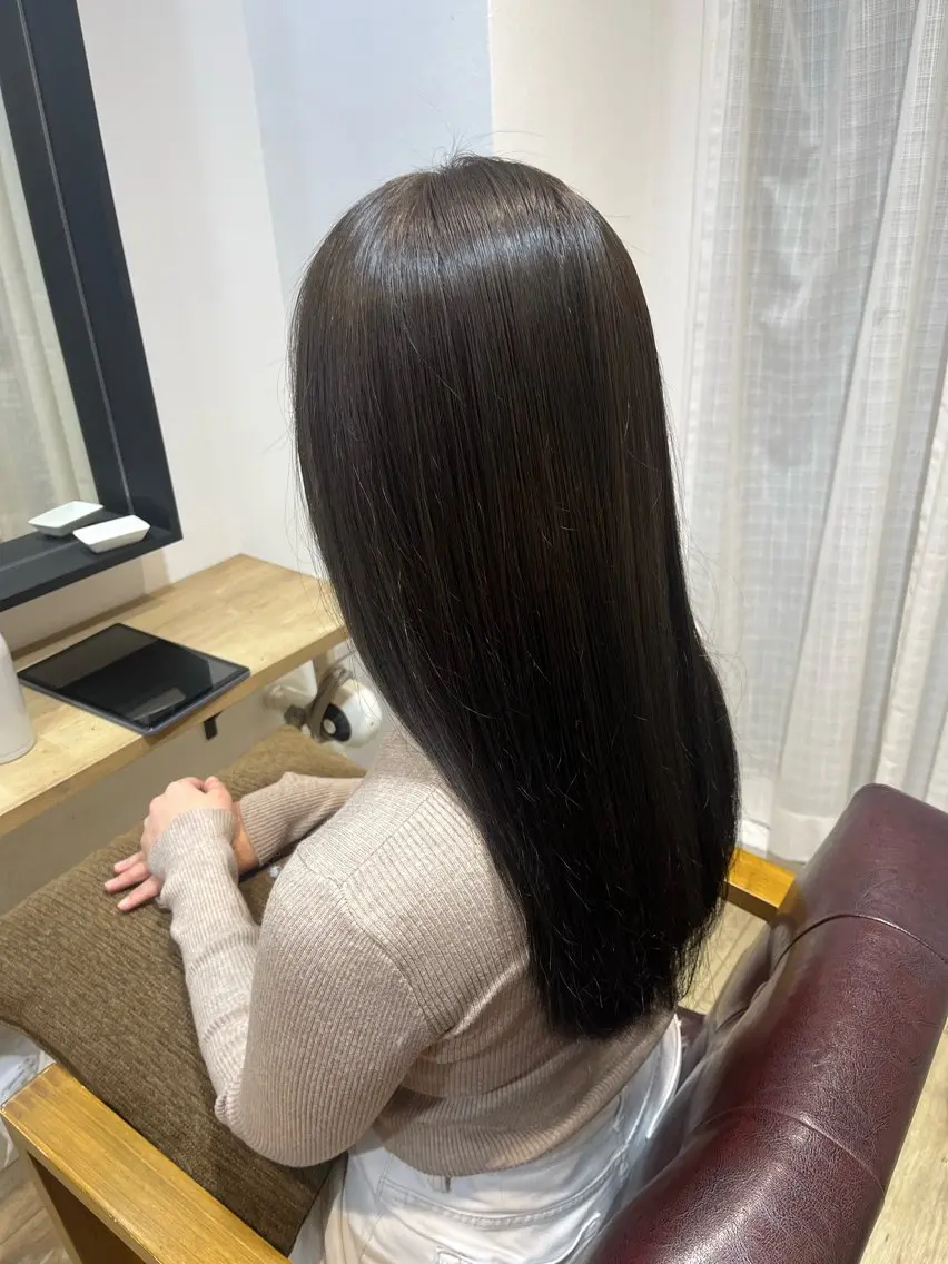 カラー ヘアカラー 山浦 琴実のヘアスタイル
