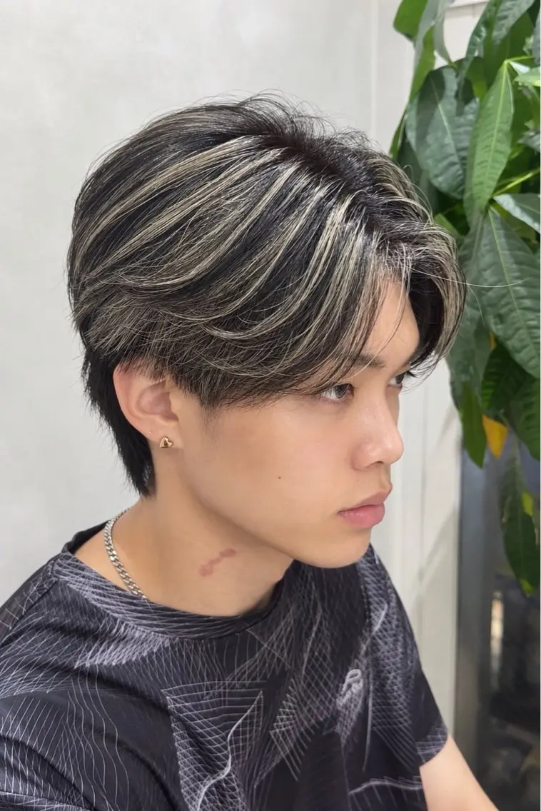 カラー メンズ メンズハイライト ハイライトカラー ヘアカラー 原宿/ハイライト バレイヤージュ/大智のヘアスタイル
