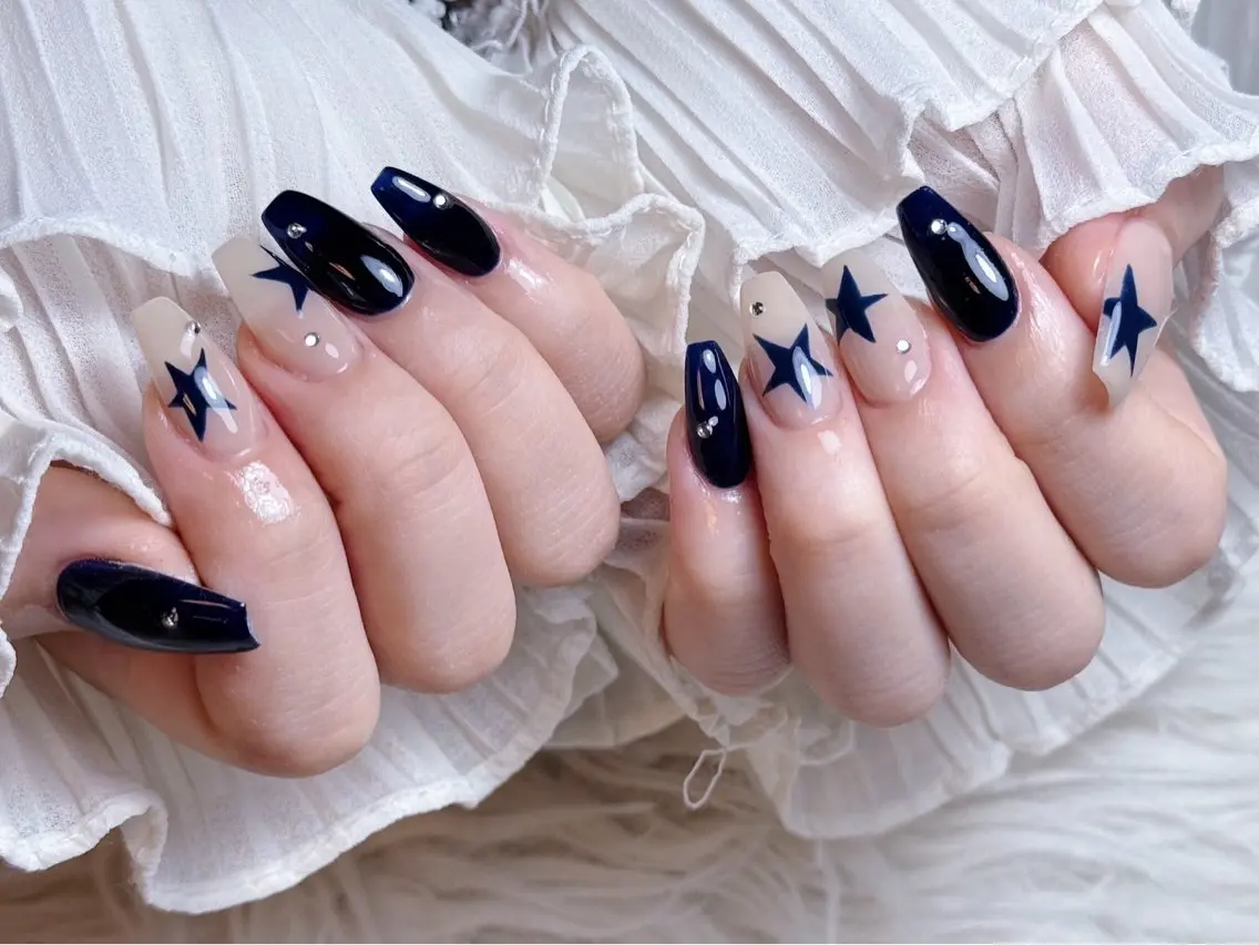 ネイル チークネイル 長さ出し フラワーネイル フレンチネイル ガーリー NEW NAIL 池袋のネイルデザイン