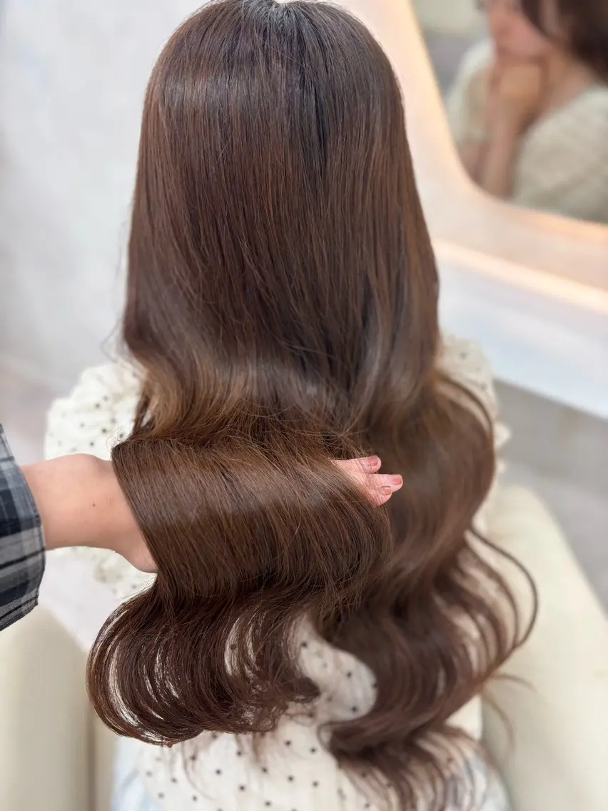ロング カット ヘアカラー 🤍るい🤍 モデル募集中🪽🫧のヘアスタイル