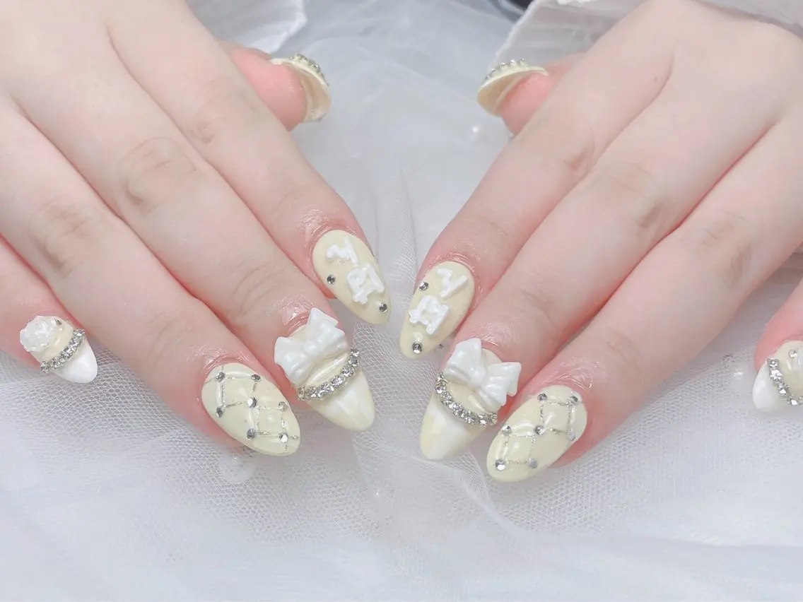 ネイル アートネイル オーロラネイル フレンチネイル ジェルネイル グラデーション ハンドネイル Sora nail 長さ出し専門店のネイルデザイン