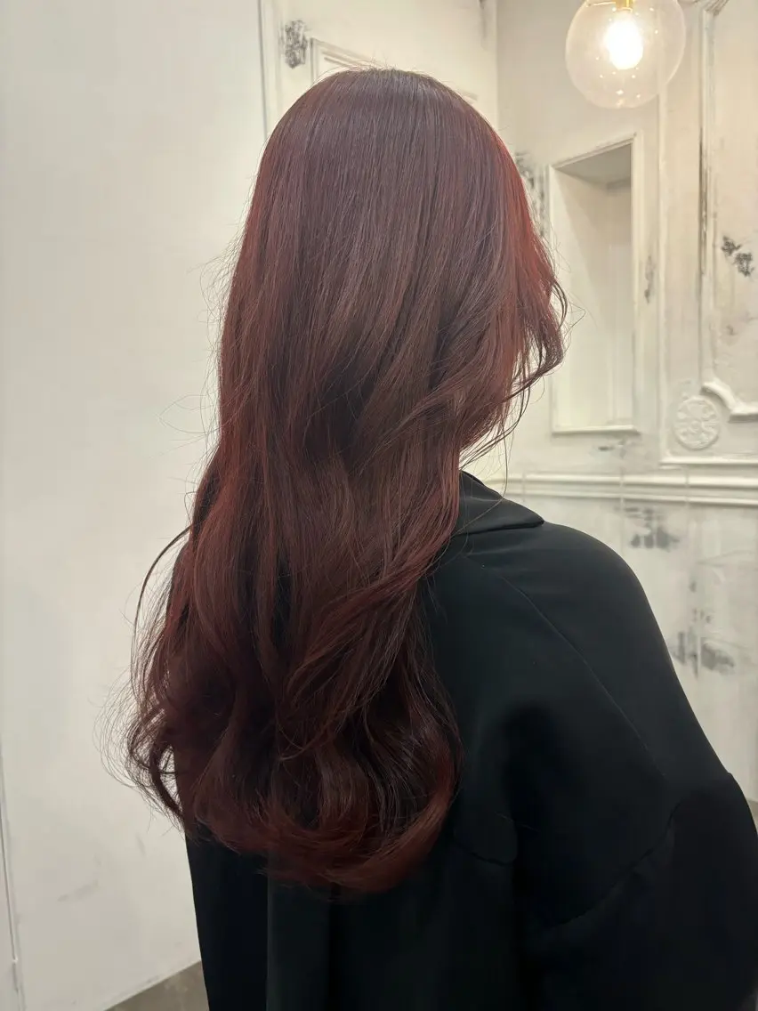 セミロング カラー レッドカラー ボブ・カラー 琴音のヘアスタイル
