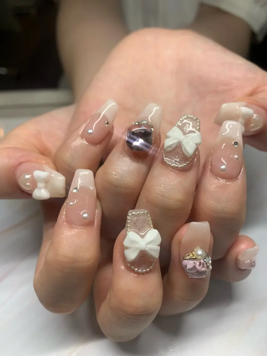 ネイル フレンチネイル ジェルネイル 韓国ネイル マグネットネイル マグネットフレンチ akina nailsのネイルデザイン