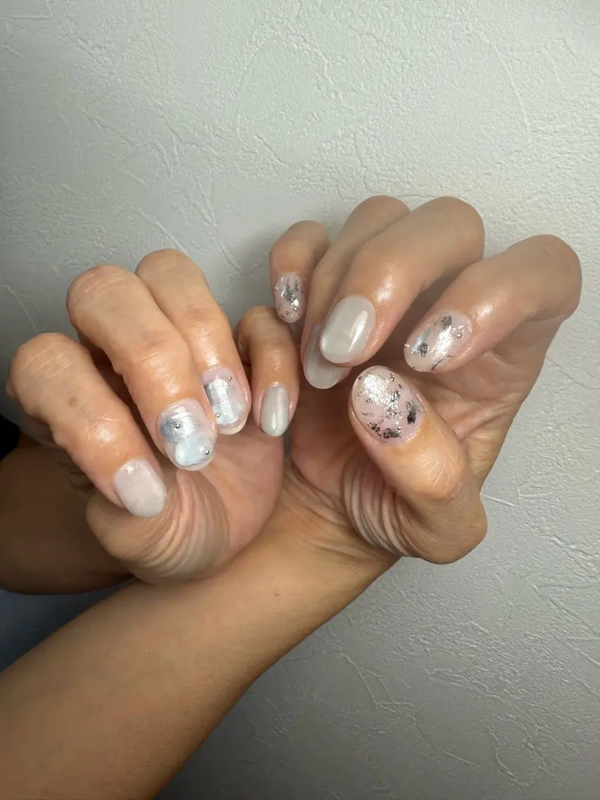 ネイル 𝒕𝒉𝒂𝒘 𝒏𝒂𝒊𝒍のネイルデザイン
