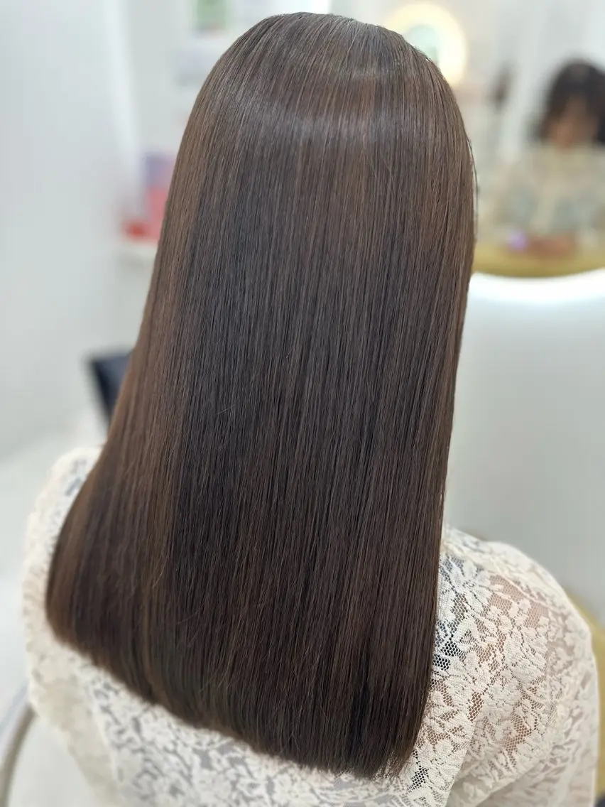 ミディアム aini上本町 吉元直明のヘアスタイル