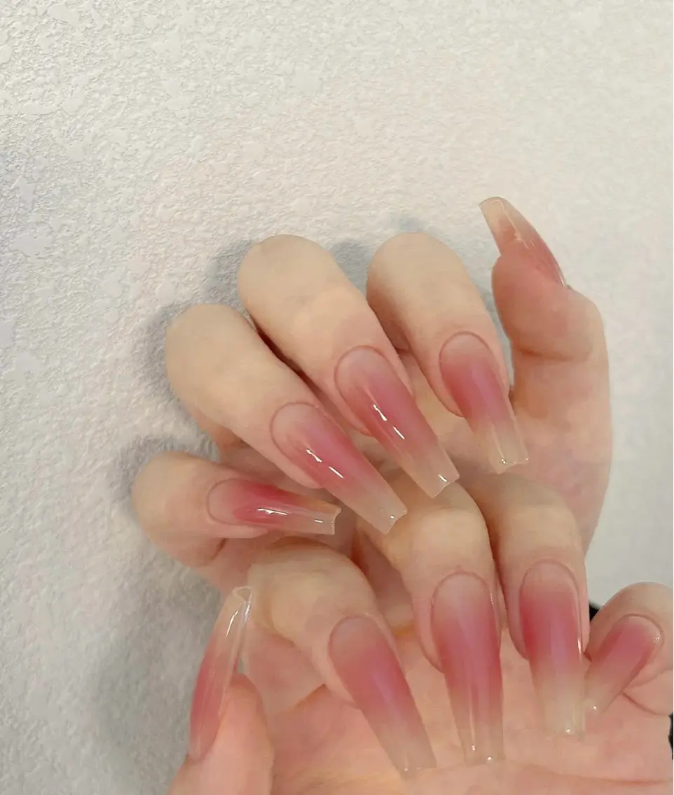 大人気チークネイルの写真