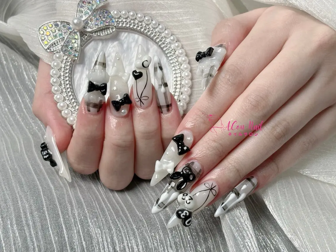 ネイル 桜ネイル 長さ出し フラワーネイル フレンチネイル ジェルネイル ハンドネイル ACon NailSalonのネイルデザイン