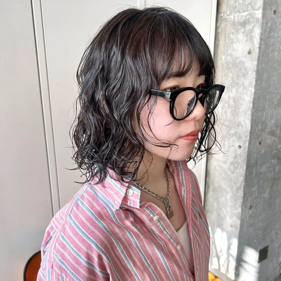ミディアム パーマ ミディアムパーマ ボブ カット パーマ レイヤー / メンズ 🇰🇷 細江 美紅のヘアスタイル