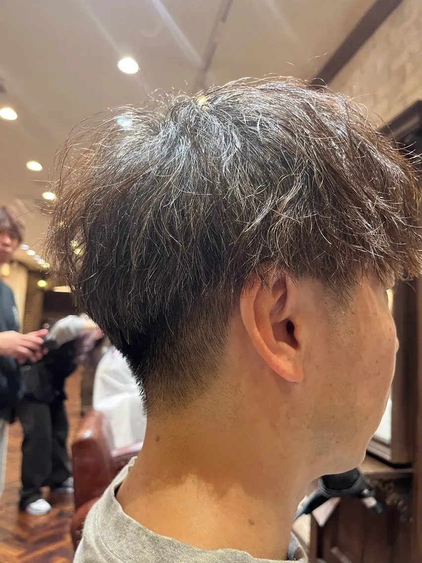 ショート 縮毛矯正／艶カラー アオキタイキのヘアスタイル