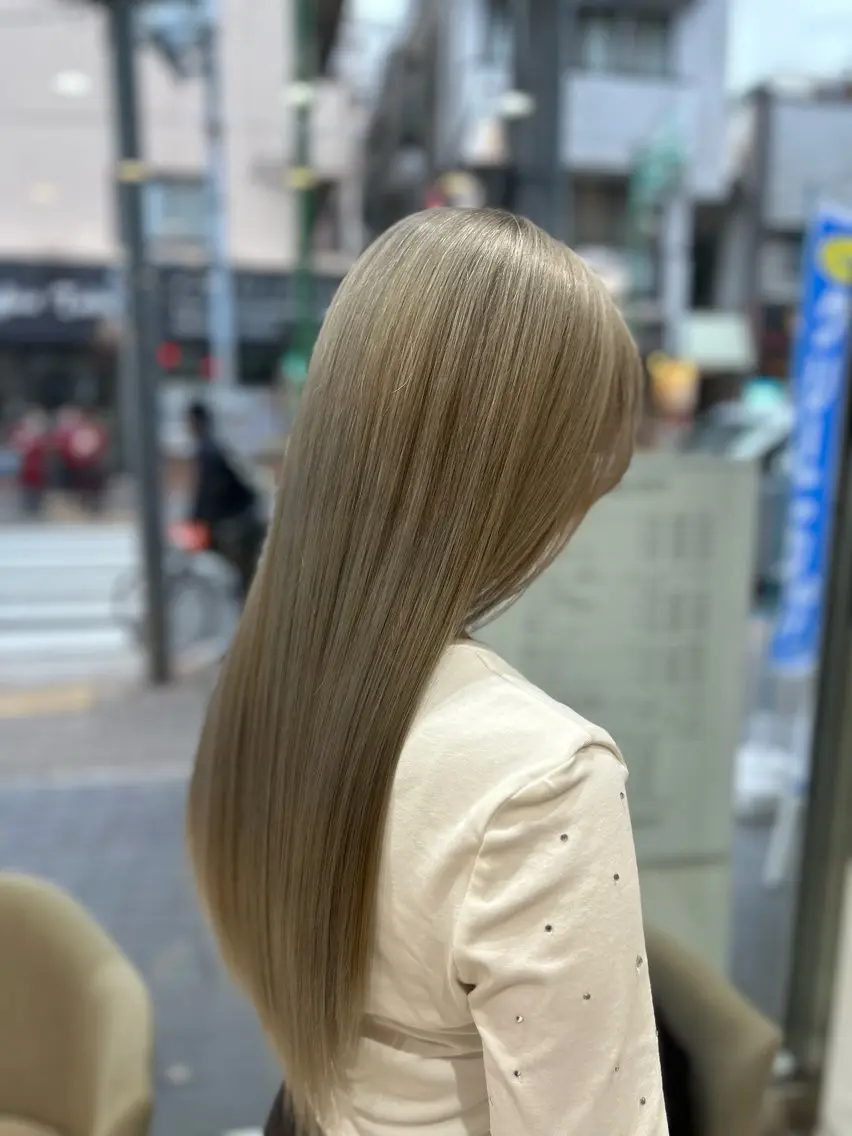 ロング カラー グレージュ ヘアカラー メンズハイライト × perm Runoのヘアスタイル