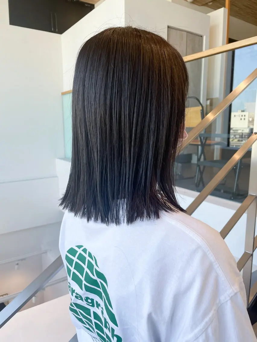 ショート カラー ヘアアレンジ ミニボブ/ブリーチ 🌈MISATOのヘアスタイル