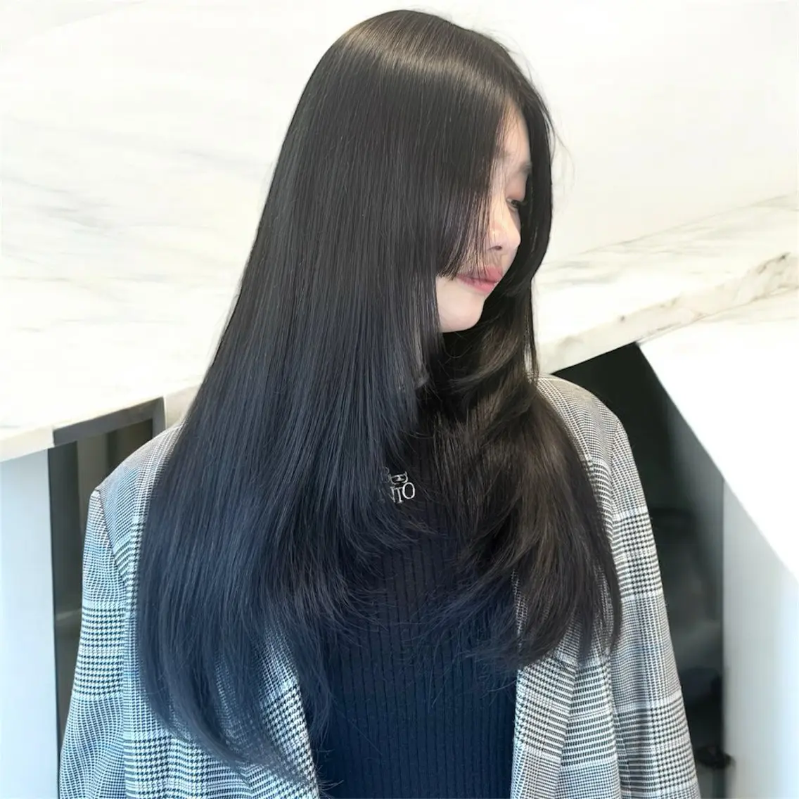 ロング カラー ヘアアレンジ 姫カット レイヤーカット 韓国ヘア/レイヤー 顔周りカット/ユキナのヘアスタイル