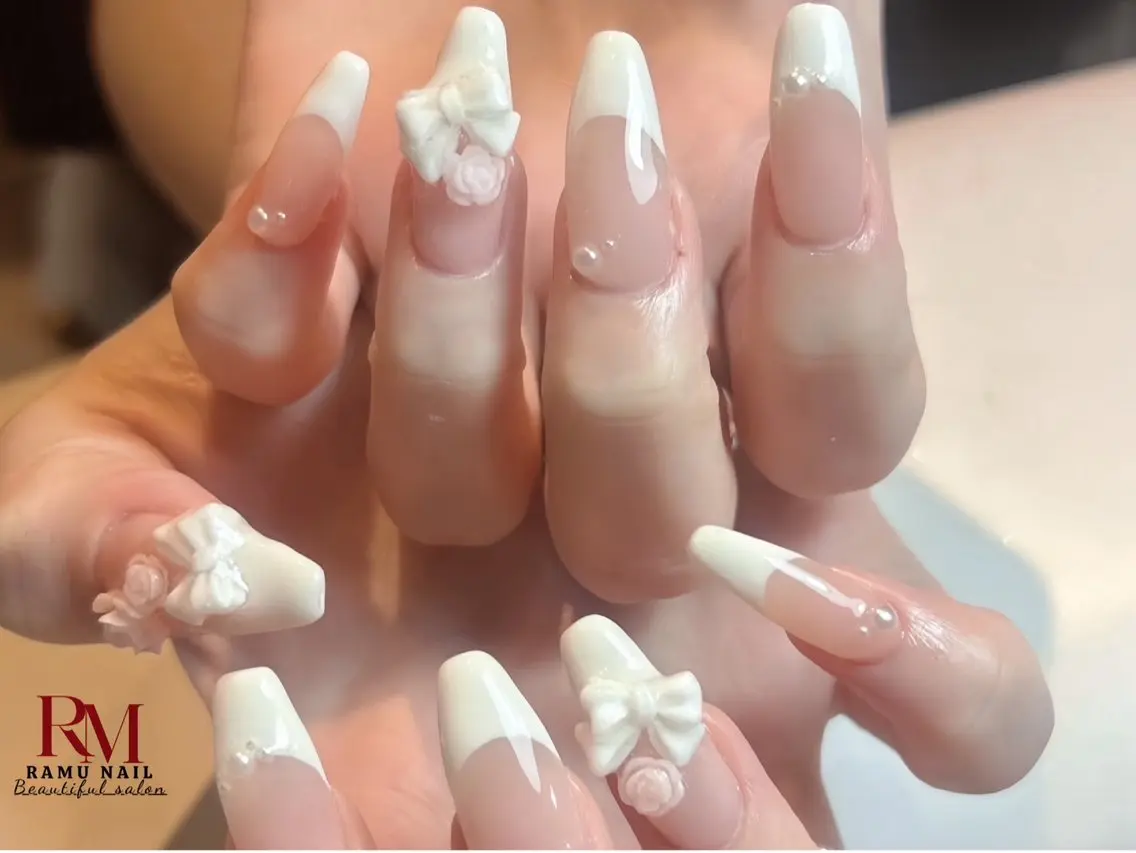 ネイル キラキラネイル マグネットネイル ミラーネイル ピンク 夏ネイル ハンドネイル RAMU Nail 恵比寿店のネイルデザイン