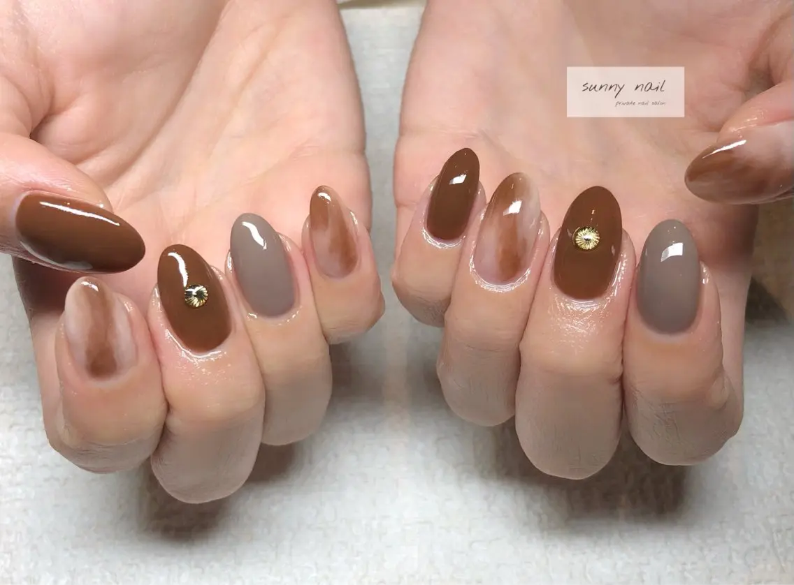 ネイル ブラウン ニュアンスネイル sunny nailのネイルデザイン