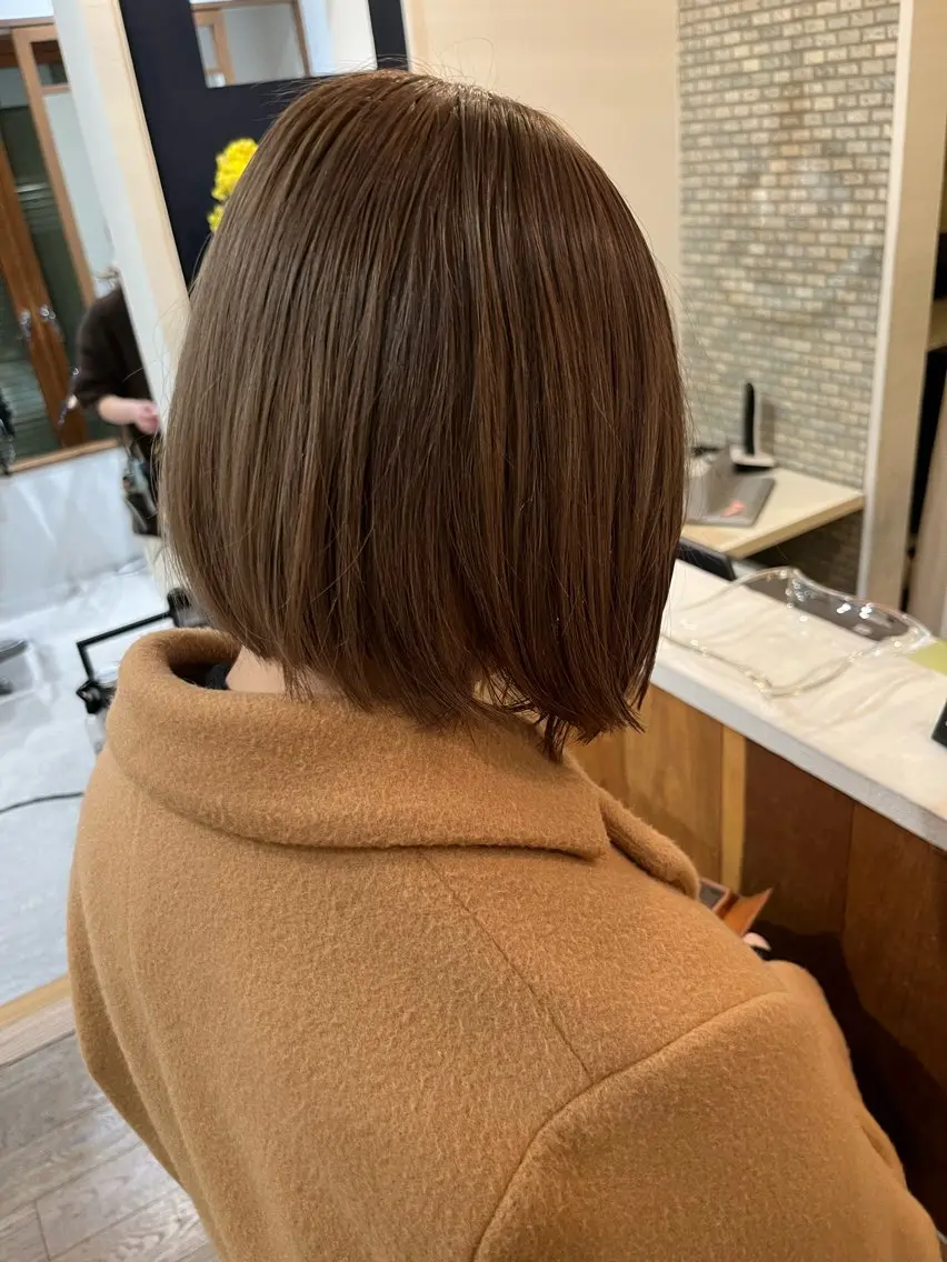 ショート カラー ベージュカラー ダブルカラー ミルクティーベージュ 無料カットモデル‪✨ ✂️Nanami🌷のヘアスタイル