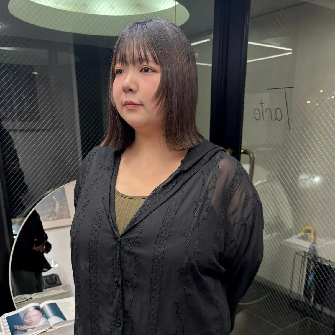ミディアム ボブ 顔周りカット ウルフカット 似合わせカット ツヤカラー/和田陽向のヘアスタイル
