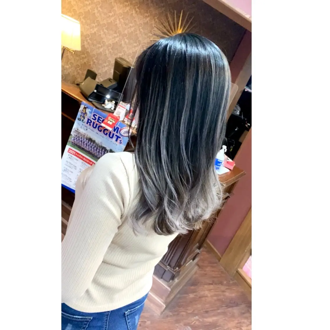 ロング カラー バレイヤージュ レイヤーカット カット ヘアカラー トリートメント 石井辰功也 フリーランス美容師のヘアスタイル