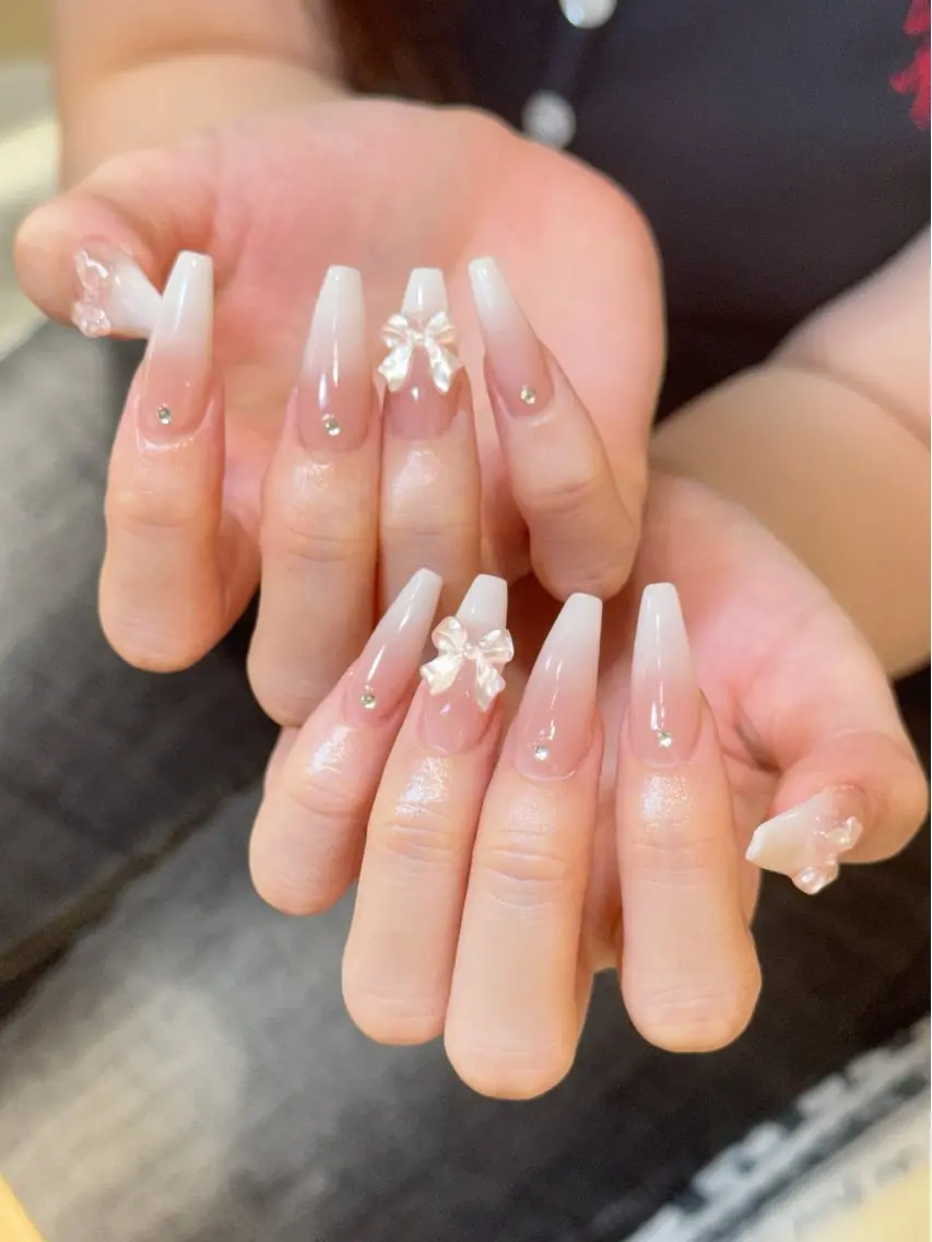 ネイル ハンドネイル ハンドケア 🦋Yumi Nail🦋Momoのネイルデザイン