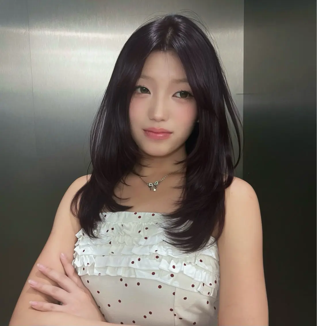 ロング カラー ブリーチ ボルドーカラー 透明感カラー ラベンダーカラー ブリーチなしカラー ヘアカラー レイヤーカット/地毛 風ストレート　みかのヘアスタイル