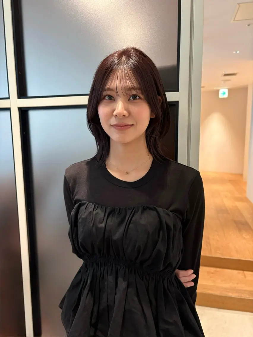ミディアム ボブ くびれヘア カット 村上 莉菜のヘアスタイル