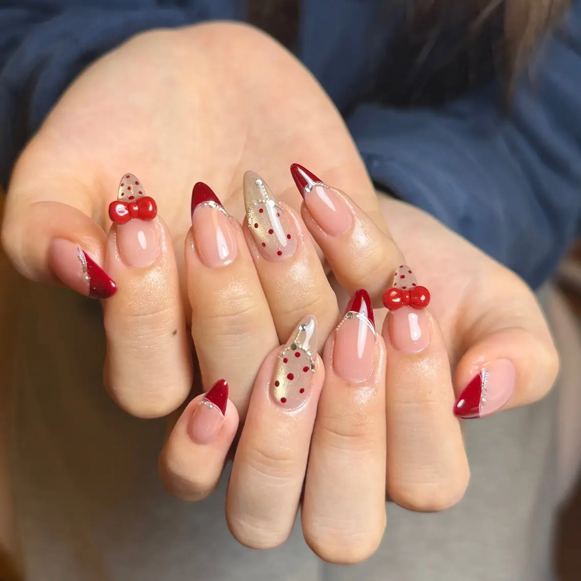 ネイル ボルドー ブラウン チークネイル ドット フットネイル ハンドネイル VAN NAIL SALON海老名店のネイルデザイン