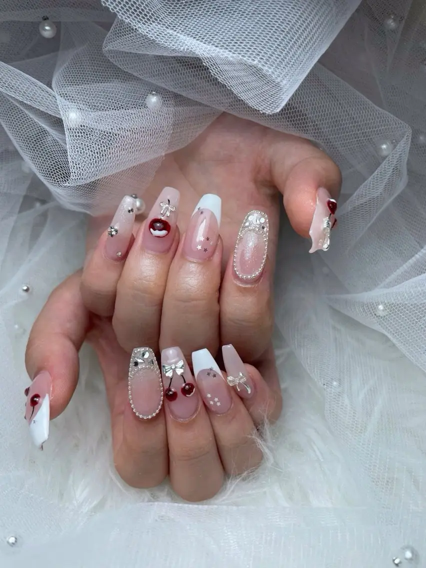 ネイル オーロラネイル ボルドー ブラウン 氷ネイル・うるうるネイル キラキラネイル ハンドネイル Sora  Nail 長さ出し専門店のネイルデザイン