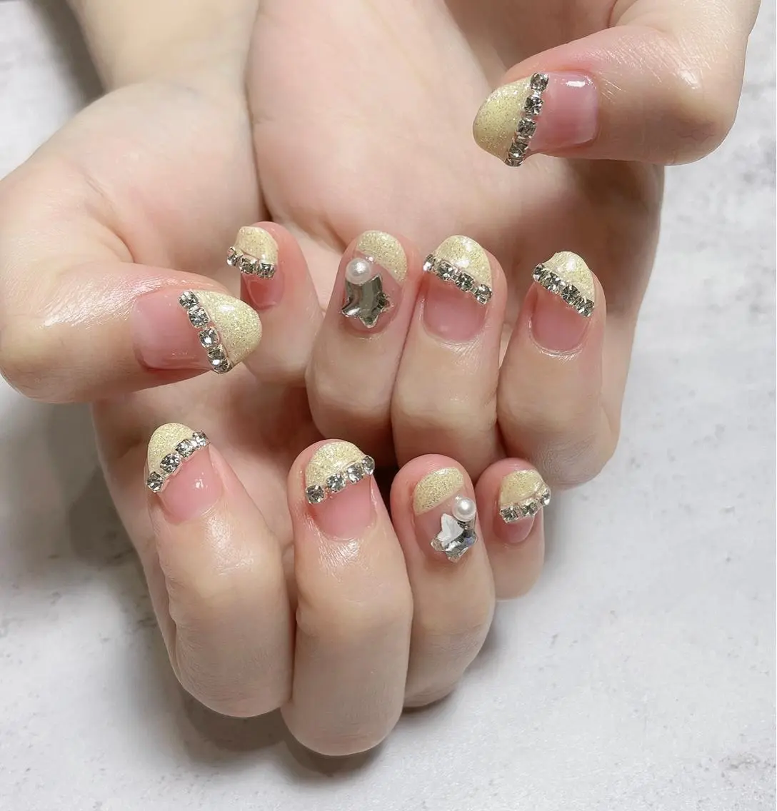 ネイル 🦋 MiKi 🦋 ネイルサロンのネイルデザイン
