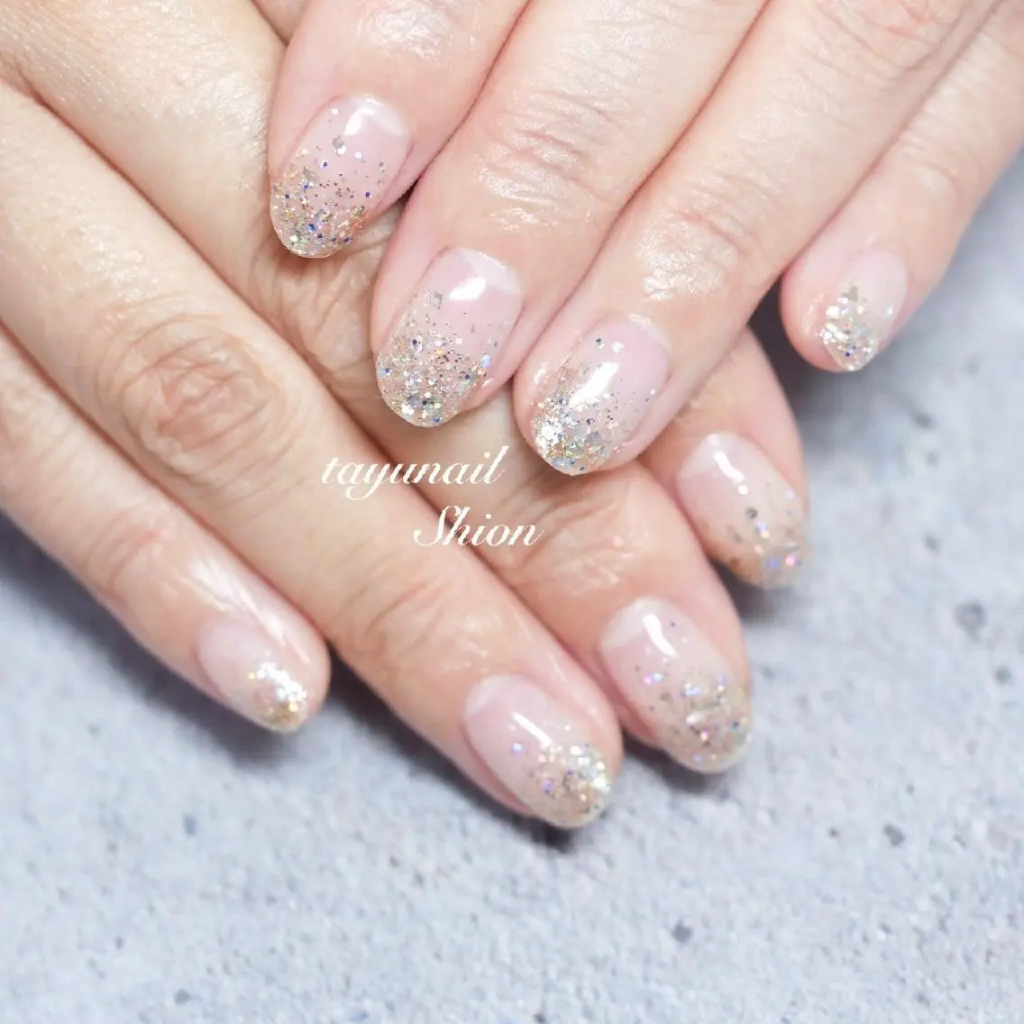 ネイル ブルー ジェルネイル グラデーション キラキラネイル ラメ(グリッター) ネイルサロン 【たゆnail】のネイルデザイン