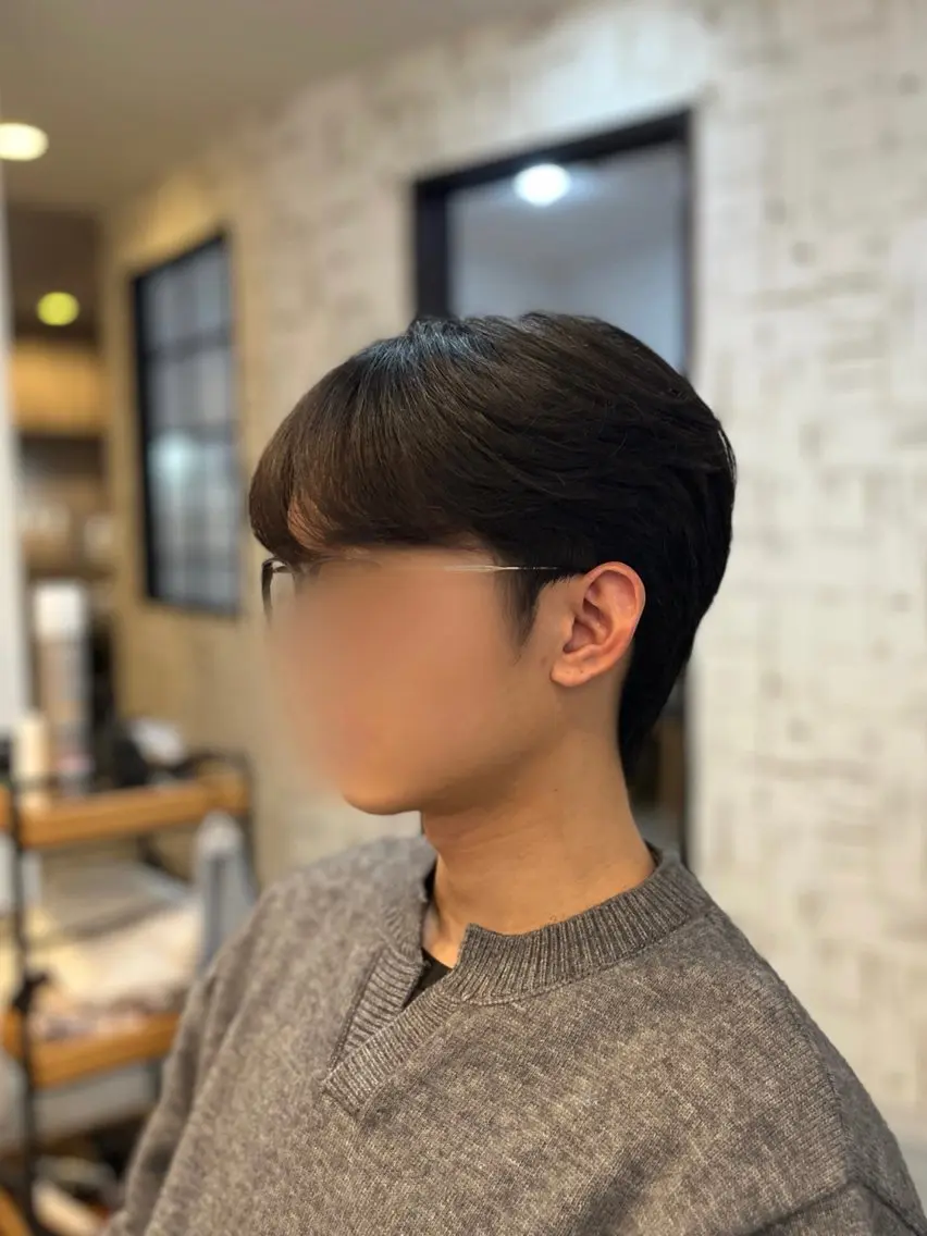 メンズ HEALHAIR 堀江店のヘアスタイル