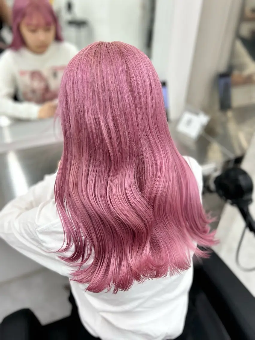 カラー akari🎀🤍 ガーリーstyleのヘアスタイル