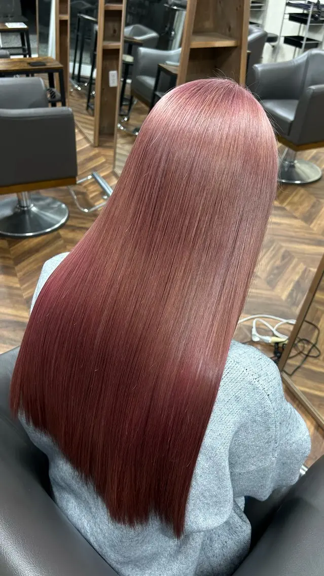 ロング カラー ベージュカラー ピンクカラー ピンクベージュ ヘアカラー saria [ALEAP]のヘアスタイル