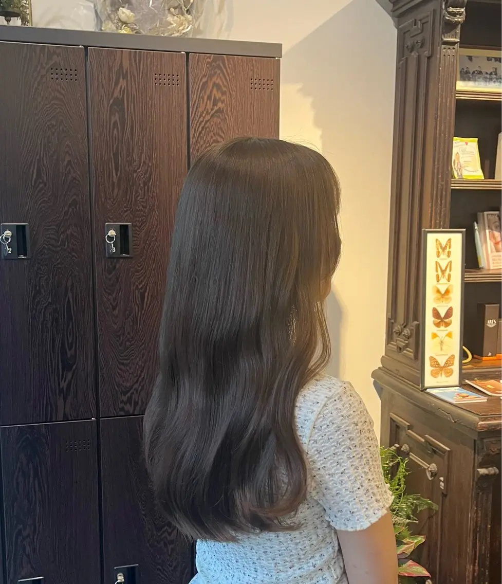 ロング カラー 透明感カラー 水ノ上 優花のヘアスタイル