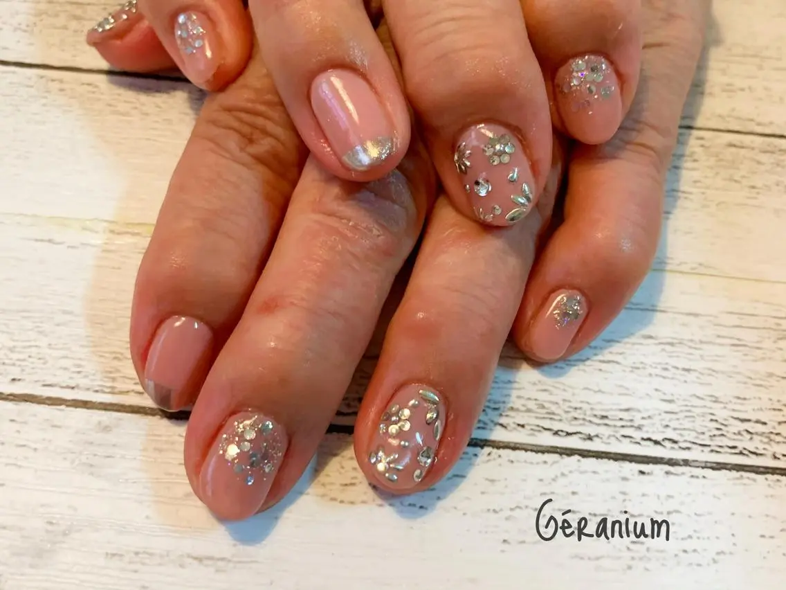 ネイル ハンドネイル GéRanium Harukaのネイルデザイン