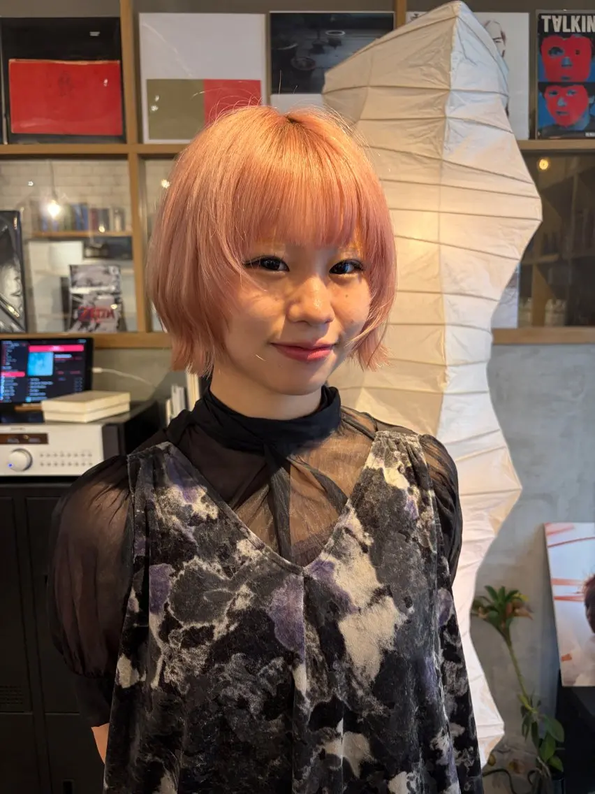 ショート ヘアカラー ⭐️植田瑠菜⭐️ カラー／縮毛矯正のヘアスタイル