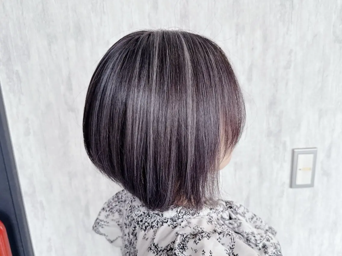 ショート カラー ハイライトカラー ボブ ハイライト ヘアカラー 松村 未央のヘアスタイル