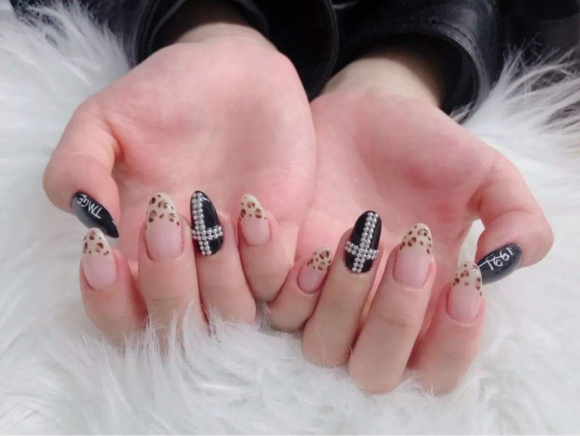 ネイル lucky nail 歌舞伎町のネイルデザイン