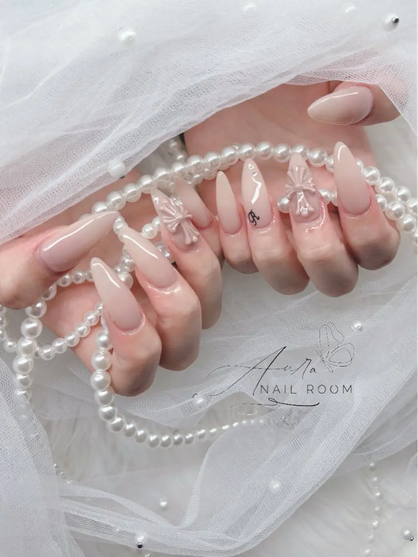 ネイル Aura Nail Roomのネイルデザイン