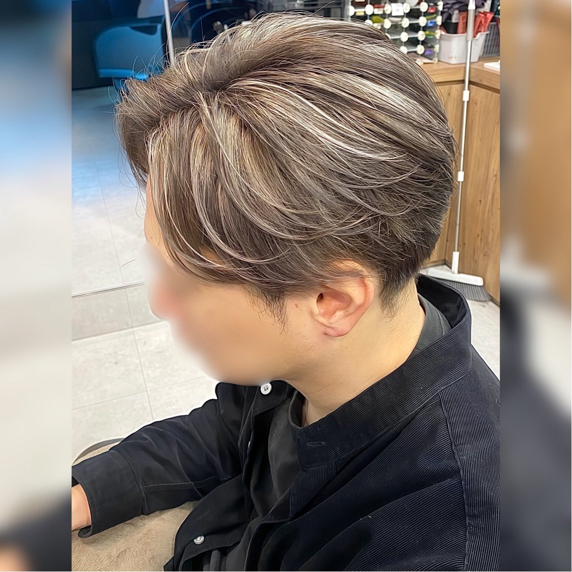ミディアム カラー メンズ ミディアムパーマ メンズバレイヤージュ メンズハイライト メンズパーマ バレイヤージュ カット ヘアカラー メンズショート/ センターパート/片山のヘアスタイル
