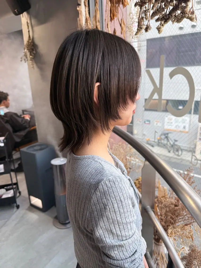 ショート ウルフ レイヤー パーマ🪐MANAのヘアスタイル