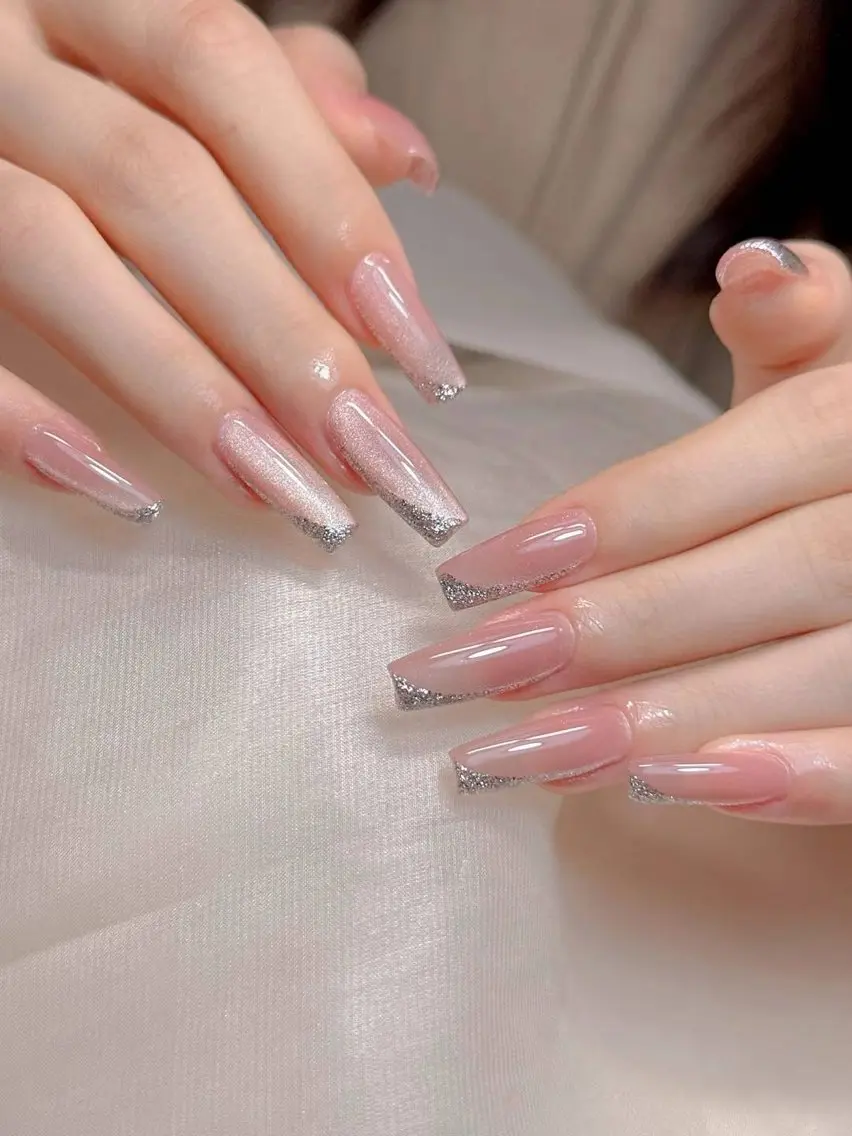 ネイル チークネイル 長さ出し マグネットネイル 持ち込み シンプルネイル 長出し専門店🎀 HARO💕Nailのネイルデザイン