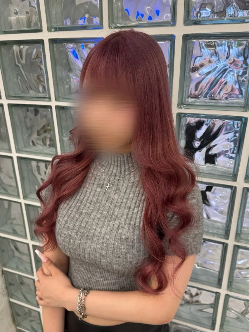 ロング カラー ヘアカラー Nene /Roverのヘアスタイル